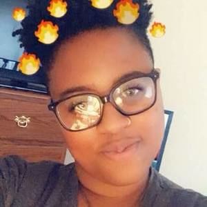 Meet your Posher, Latarsha